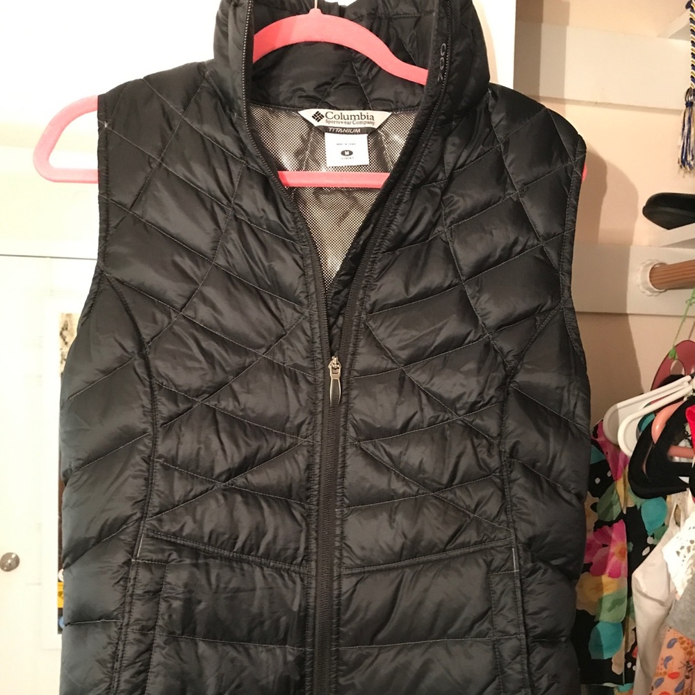 Columbia Puffy Vest